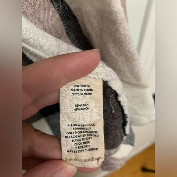 Soft Surroundings womens check linen button up - Picture 6 of 6